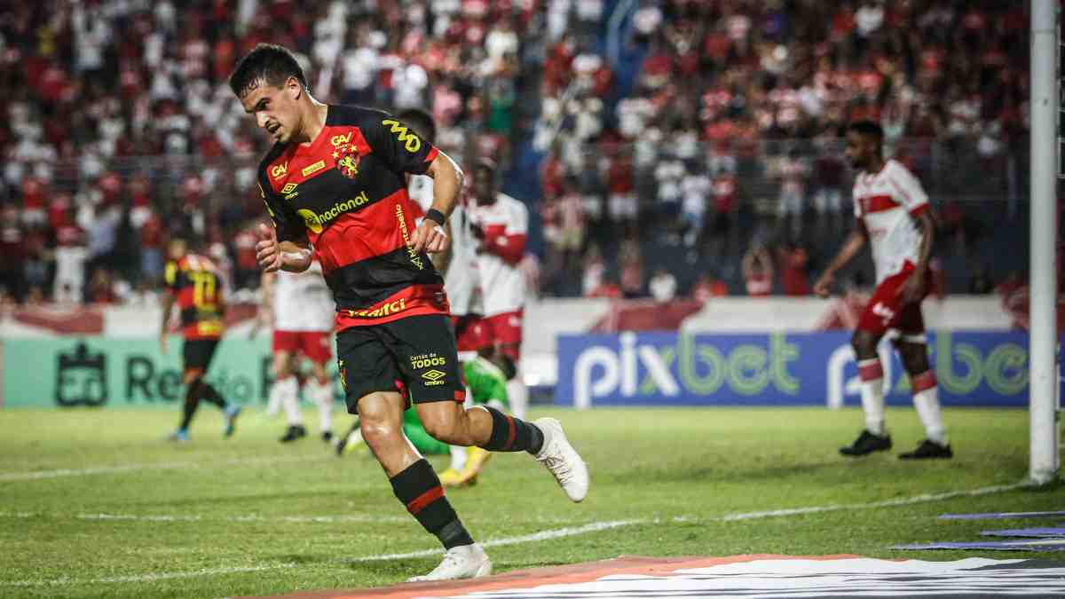 Trio ofensivo busca titularidade no Sport, e Claudinei não descarta mudanças: "Ninguém é dono da posição"