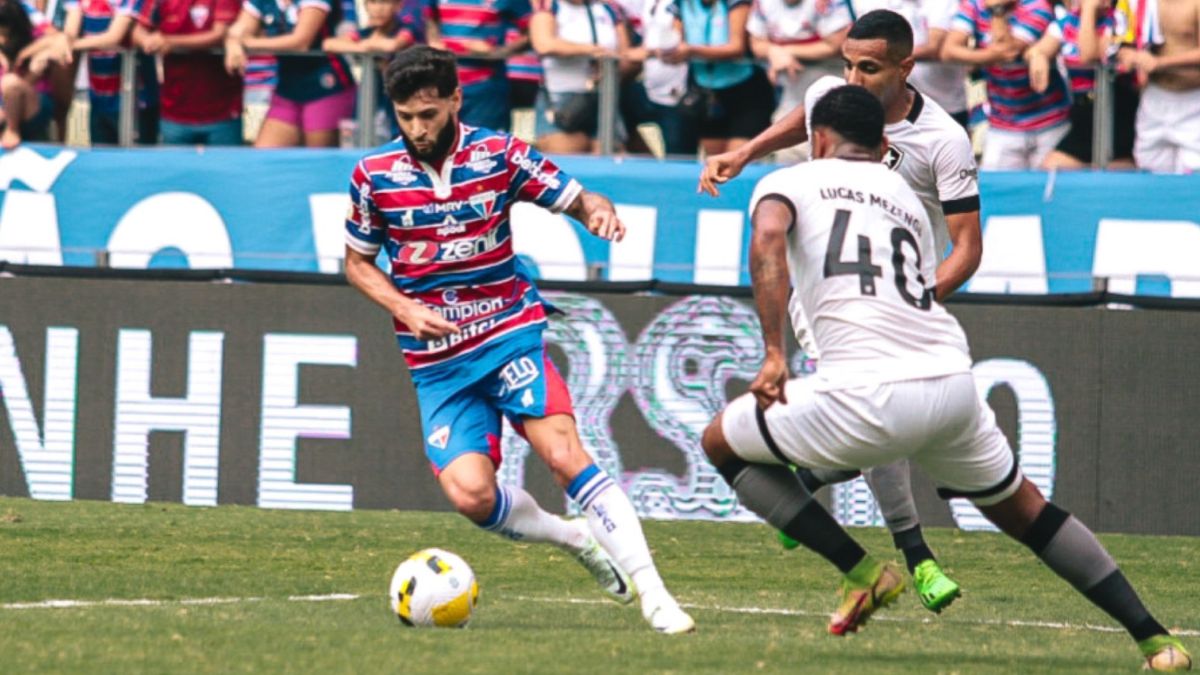 Fortaleza não repete bom desempenho e perde invencibilidade no returno contra o Botafogo 1 Fortaleza x Botafogo