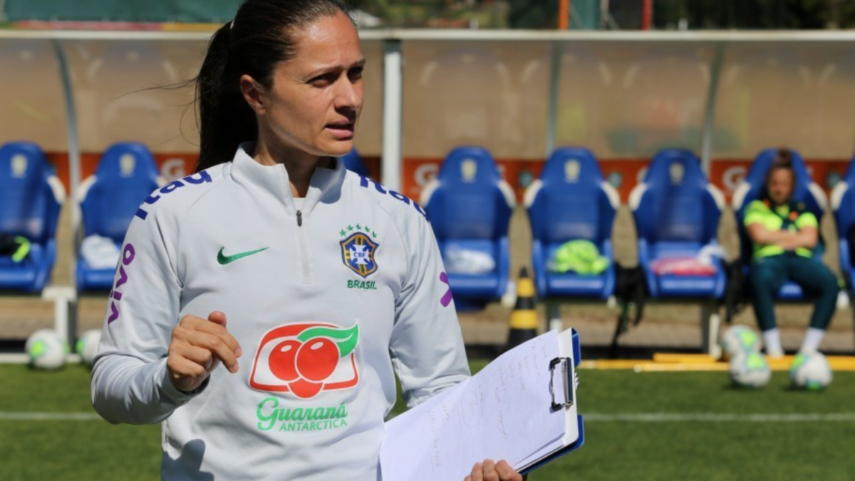 Simone Jatobá, treinadora da Seleção Feminina Sub-17
