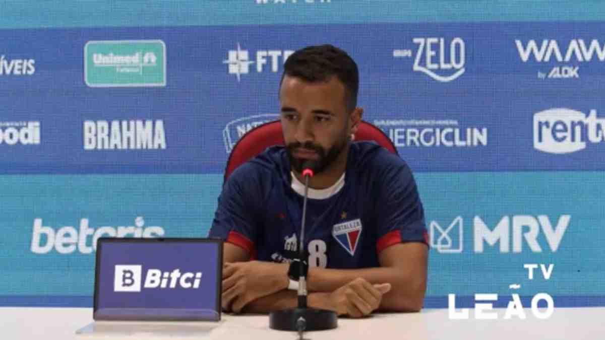 Caio Alexandre comemora estreia no Fortaleza e mira sequência: “Seguir performando bem”