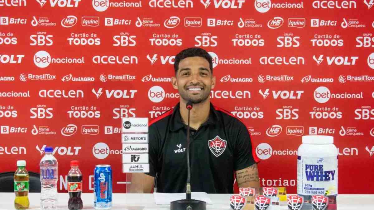 Vitória: Após negociações, capitão do acesso para a Série B não ficará em 2023 1 Alan Santos quer que Vitória deixe de lado a goleada sofrida e mira duelo ante o ABC: "Decisão"