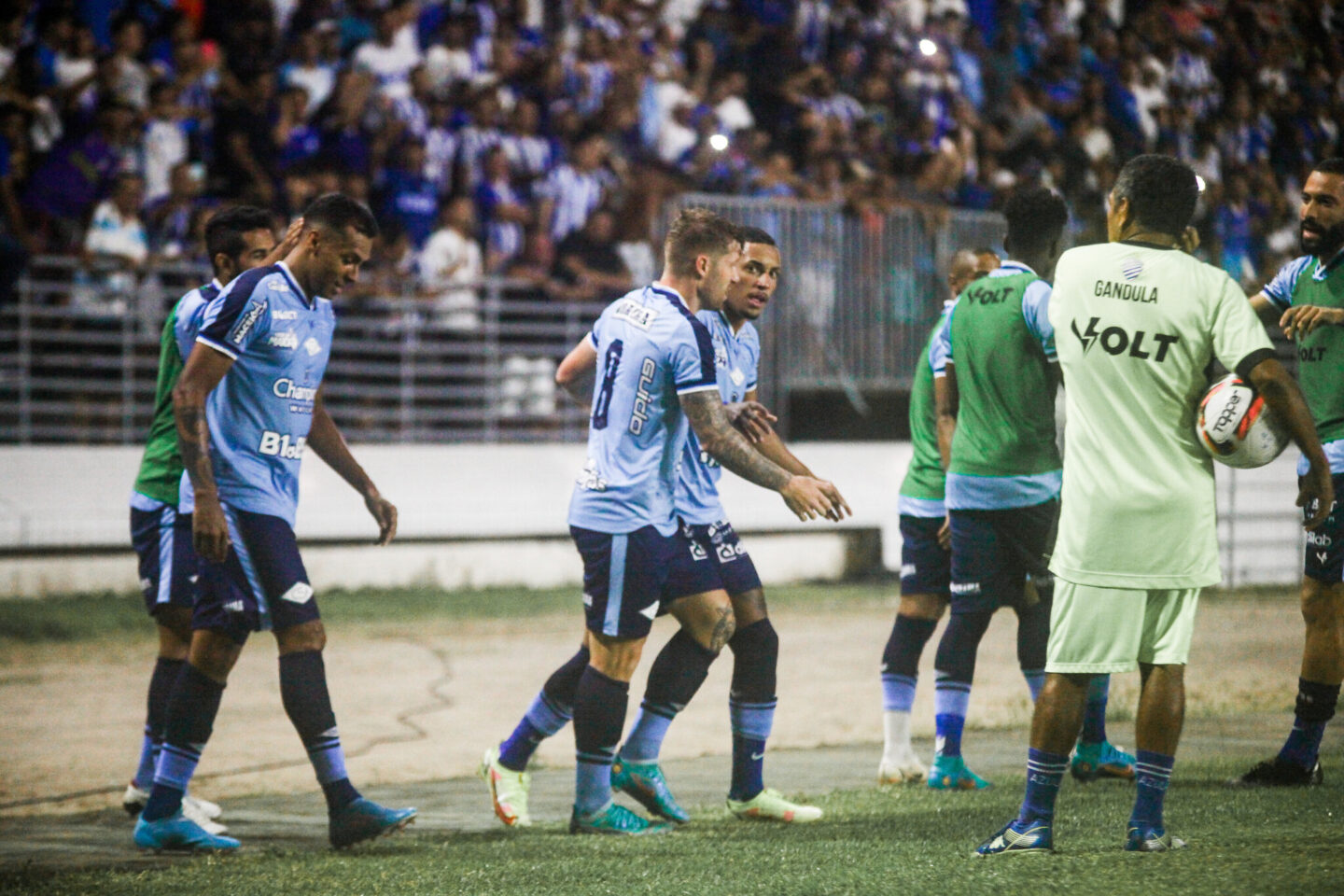 CSA enfrenta Sampaio Corrêa com mudanças; veja provável time 1 Posts