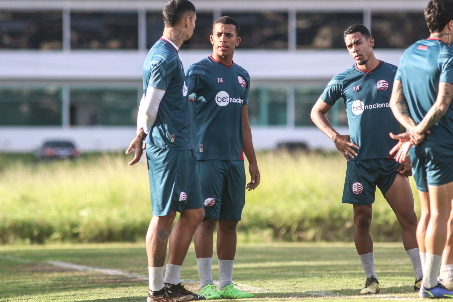 Dado banca retorno de Djavan ao time titular do Náutico para jogo contra o Tombense 3 Posts