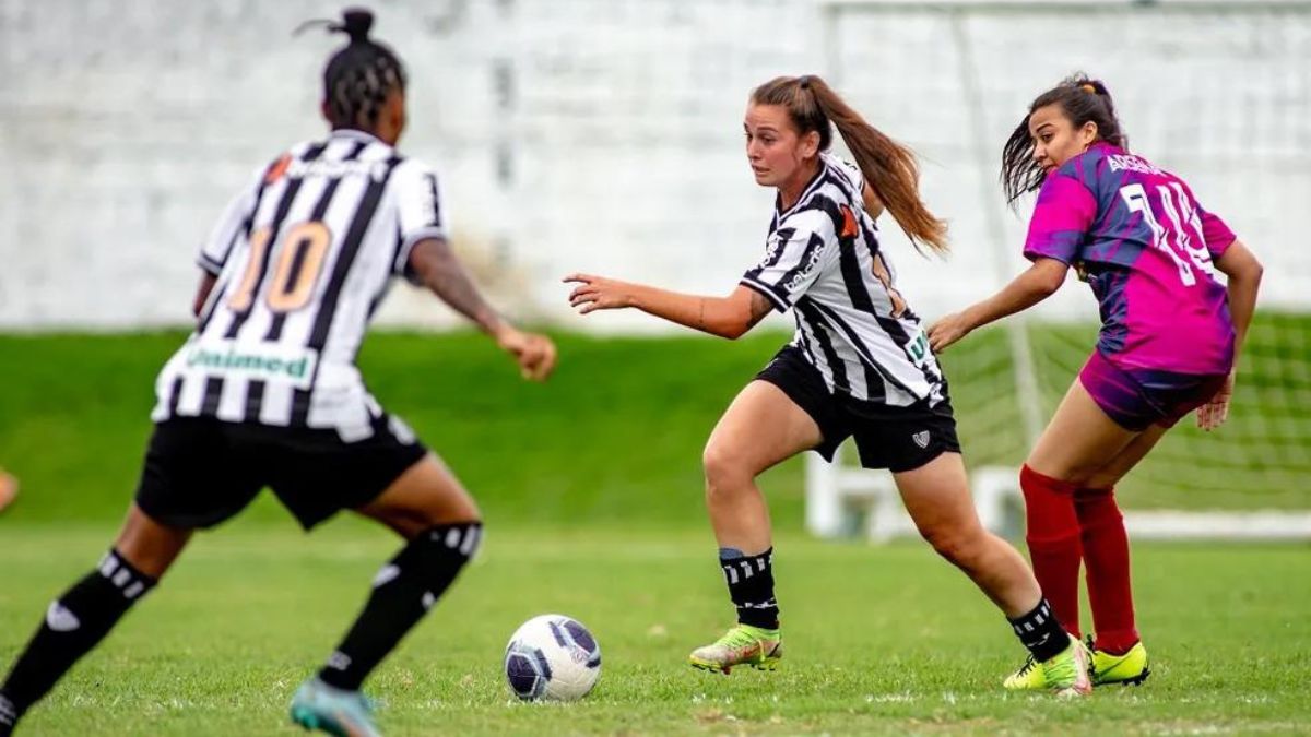 Ceará e Fortaleza goleiam em rodada do Cearense Feminino; Alvinegras lideram competição