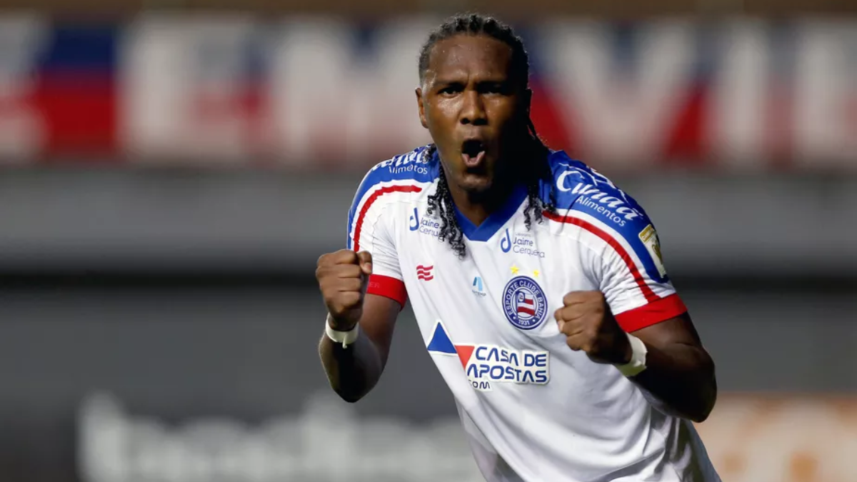 Rodallega é julgado pelo STJD e reforça Bahia diante do Vila Nova