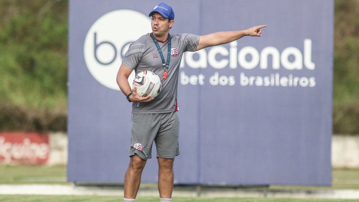 Dado Cavalcanti revela interesse em continuar no Náutico para 2023