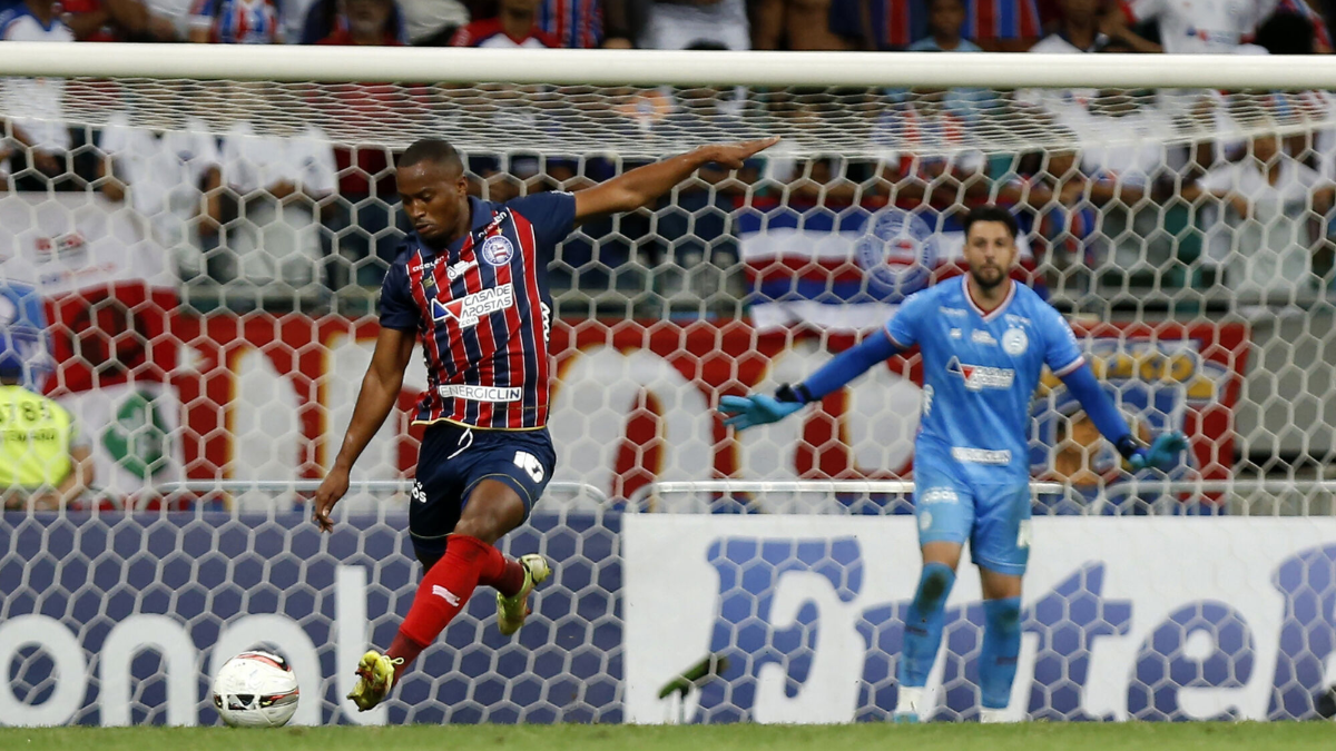 Volante se despede do Bahia em rede social: “Estarei na torcida”