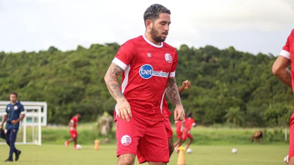 Ceará: Leandro Carvalho retorna de empréstimo, mas deve acertar com time paulista 1 Leandro Carvalho emprestado ao Náutico pelo Ceará