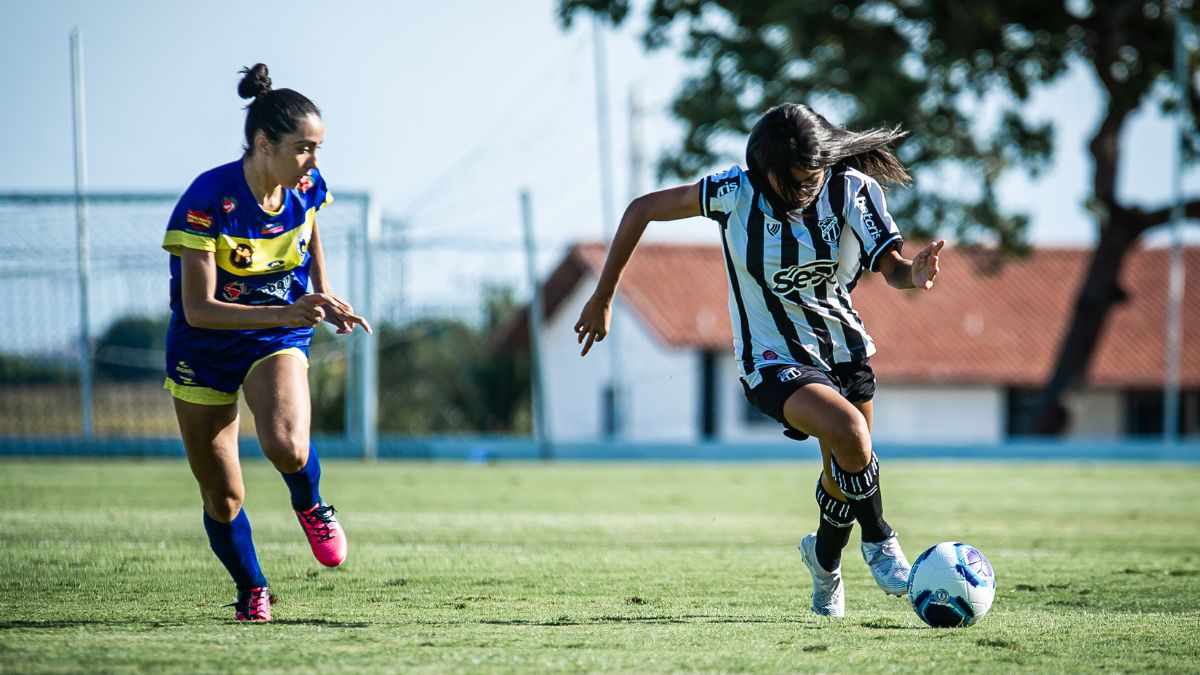 Federação Cearense de Futebol - Meninas do Vozão são campeãs do