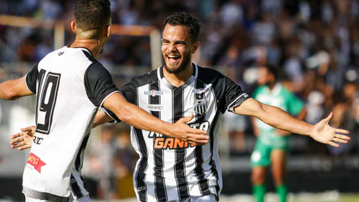 Central festeja o bi da 2ª divisão de Pernambuco, mas sem troféu e sem carro