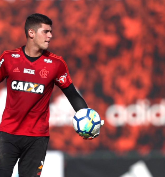 Goleiro Yago Darub, ex-Flamengo, hoje no ASA