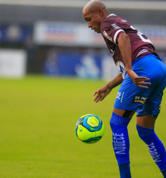 Atacante Igor Goularte, ex-Caxias, no Botafogo-PB