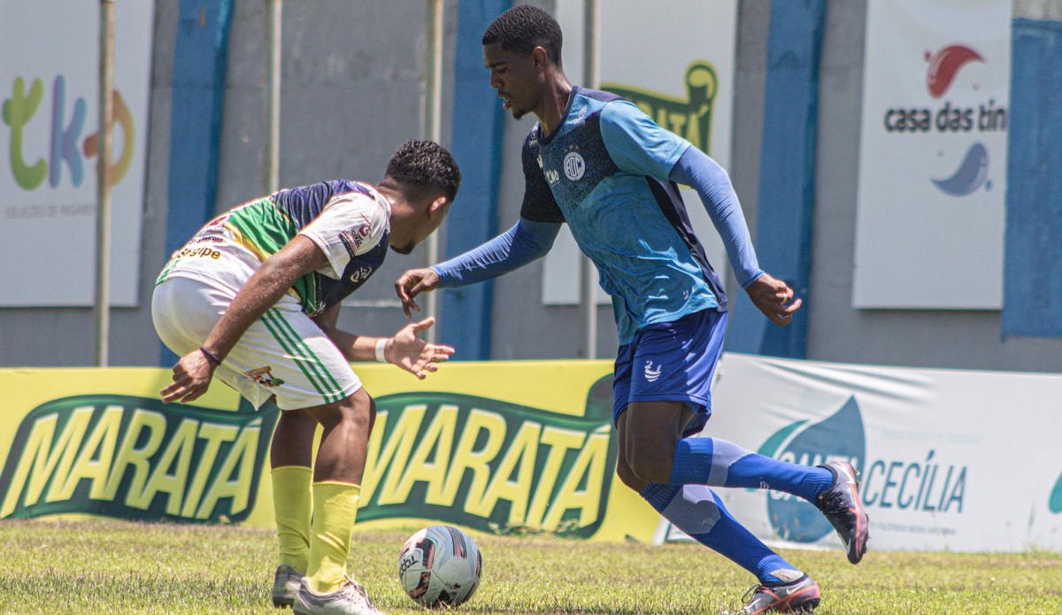 Confiança goleia Real Sergipe em jogo-treino na pré-temporada