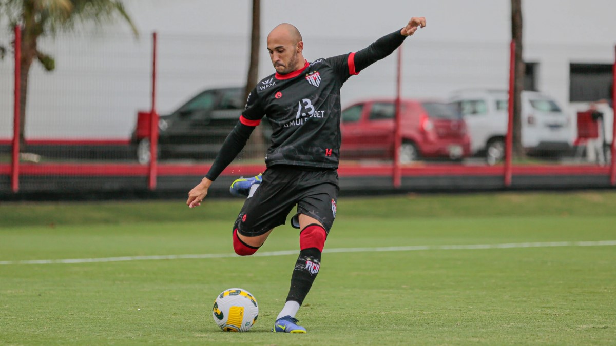 Fortaleza contrata Dudu, lateral que estava no Atlético-GO