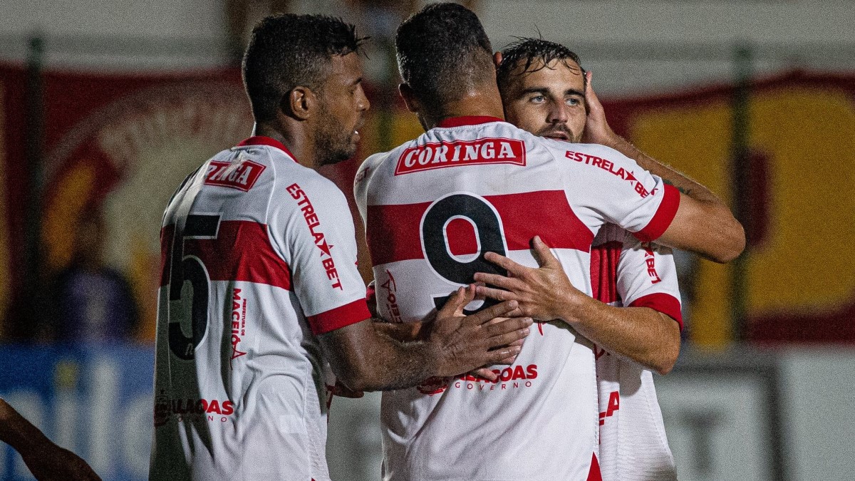 CRB lidera o Campeonato Alagoano após vencer o Desportivo Aliança