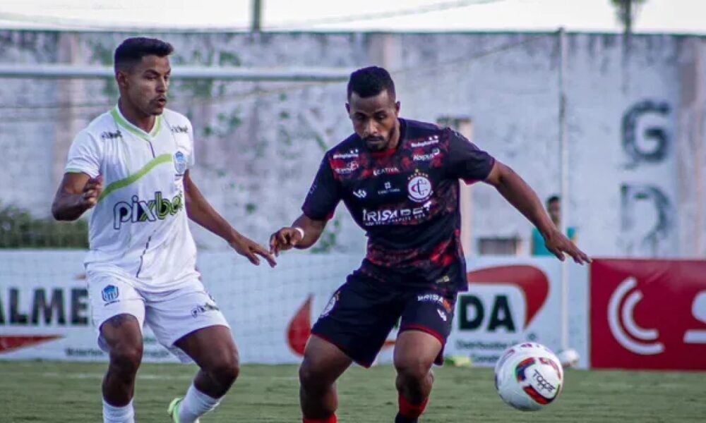 Campinense e Serra Branca ficam no 0 a 0 pelo Campeonato Paraibano