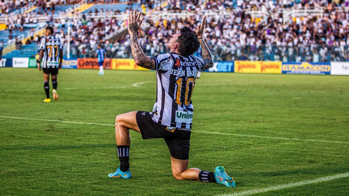 Ceará joga mal, mas consegue virada no 2º tempo e bate Maracanã pelo Estadual 1 Jean Carlos - Ceará