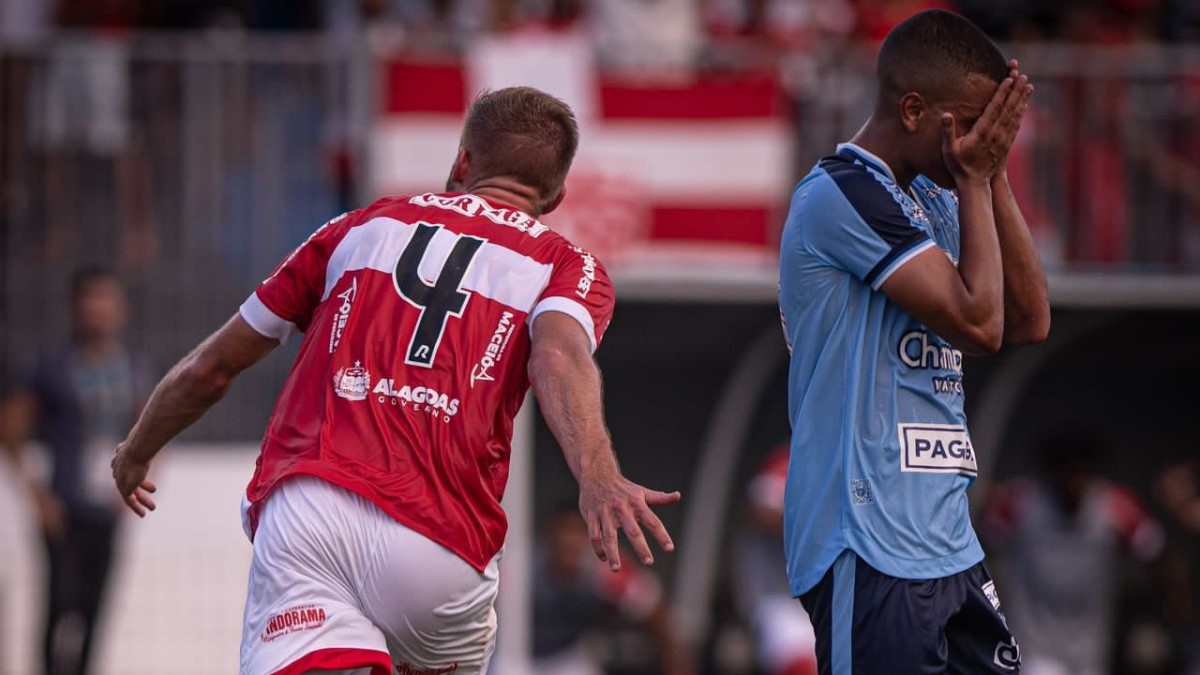 CRB vence CSA com placar construído no 1º tempo e leva clássico pelo Alagoano