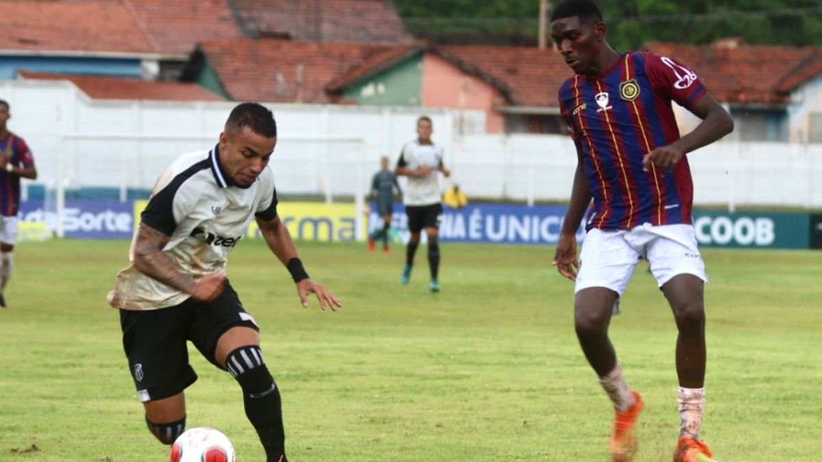 Lance do jogo Madureira x Ceará na Copa São Paulo