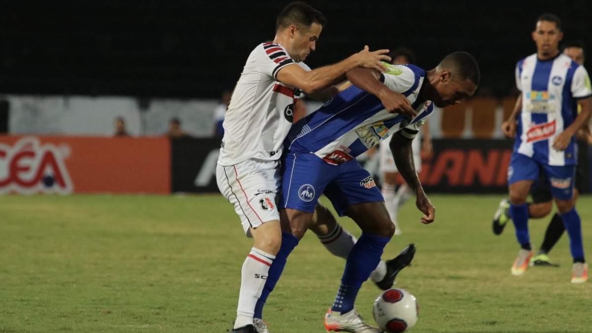 Santa Cruz empata com o Maguary e frustra torcedor no Arruda