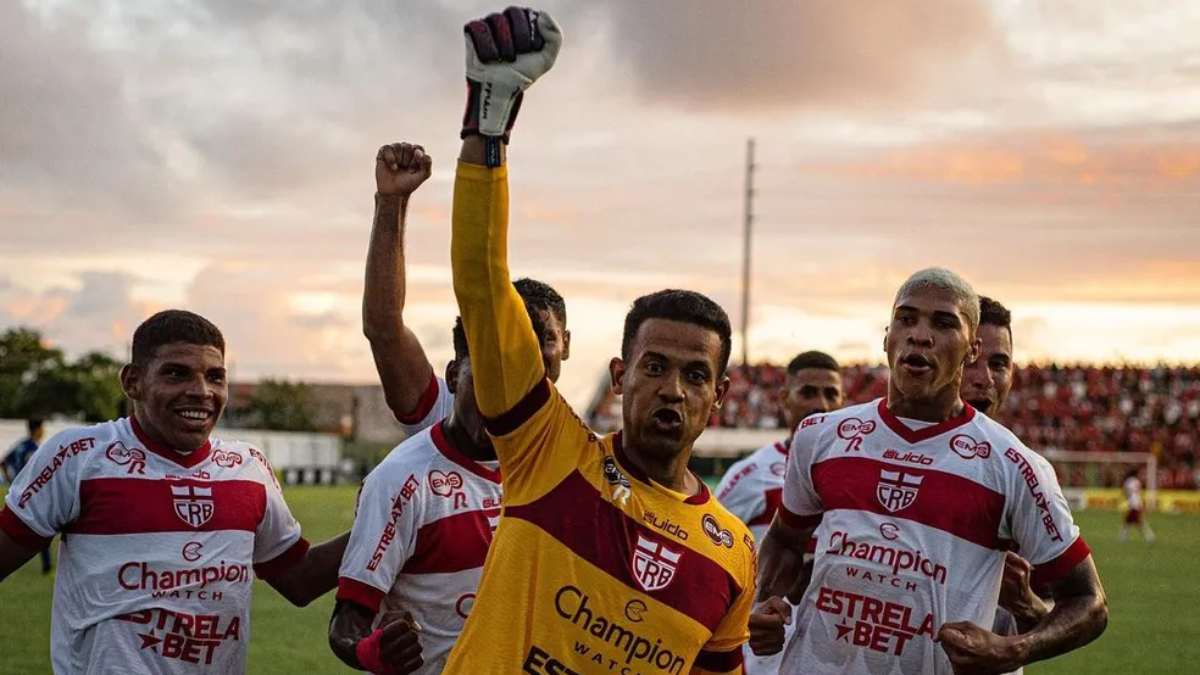 Diogo Silva é decisivo em vitória do CRB e fala sobre a cobrança de pênalti: “Estilo a gente não muda”