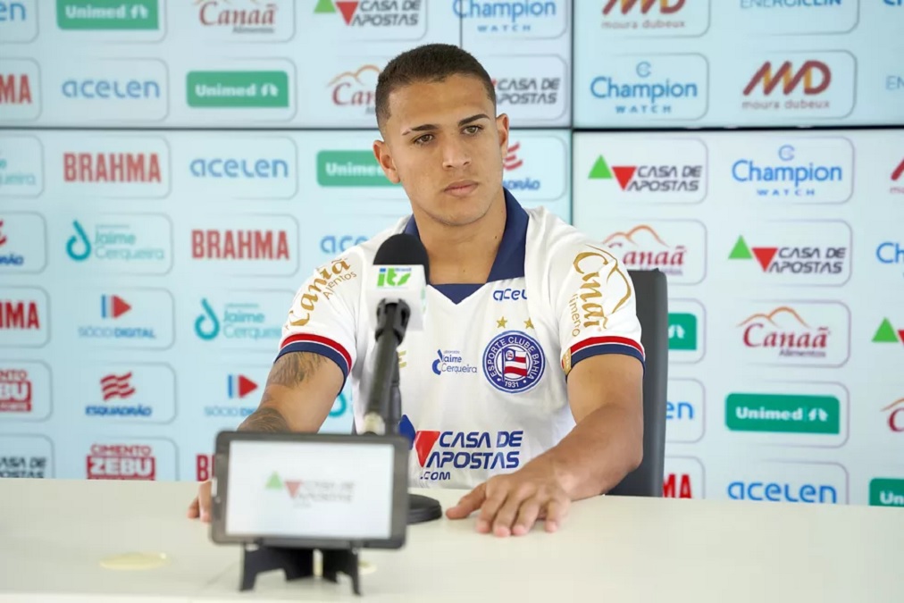Bahia confirma a saída do atacante Caio Vidal