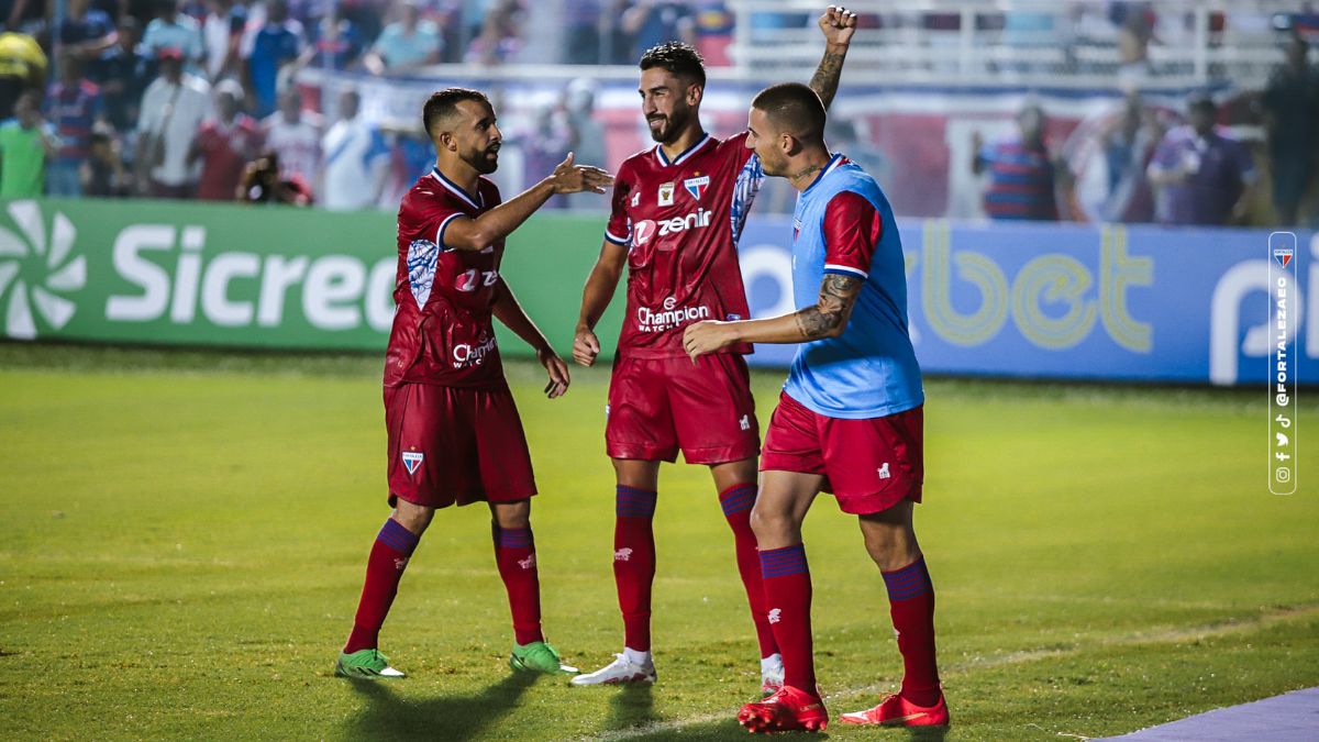 Com time misto, Fortaleza vence o CSA e dispara na liderança da Copa do Nordeste
