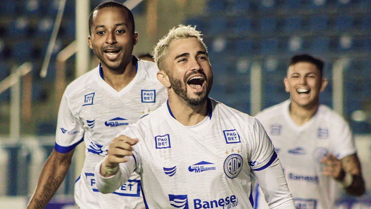 Em jogo emocionante, Confiança bate o Dorense e se torna líder do Sergipano