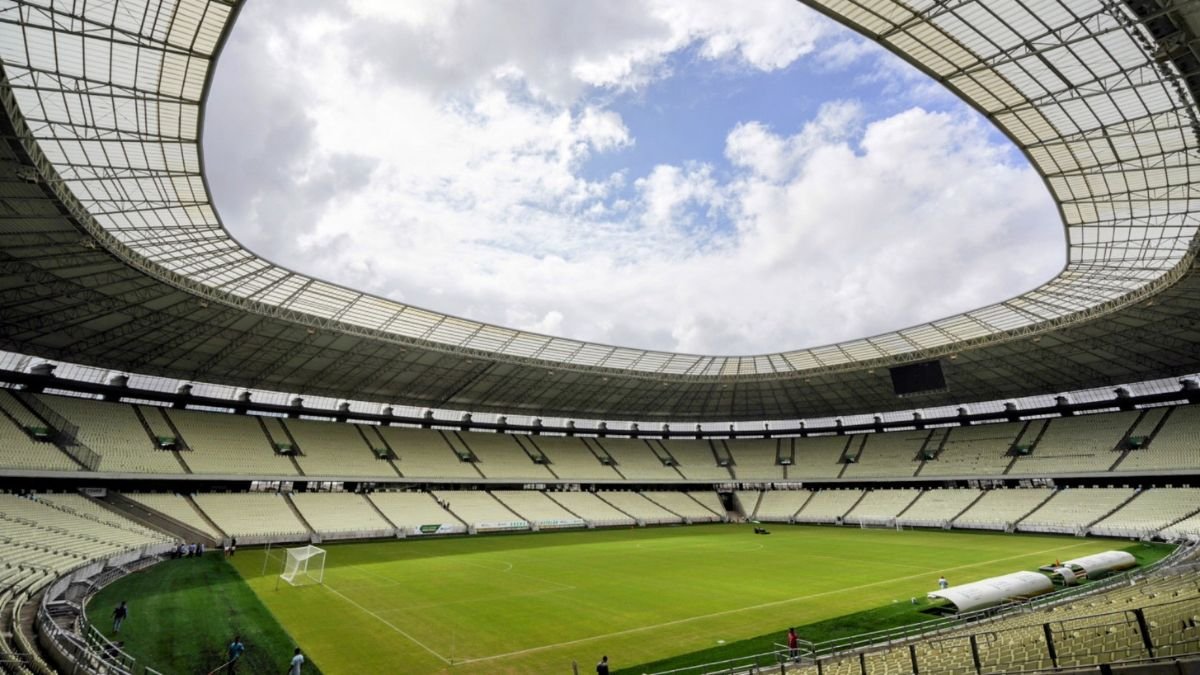 Castelão entra na disputa para receber jogos da Copa do Mundo