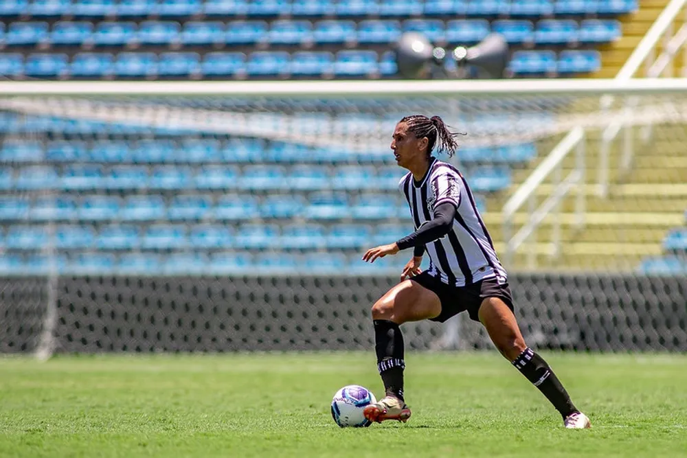 Federação Cearense de Futebol - Meninas do Vozão são campeãs do