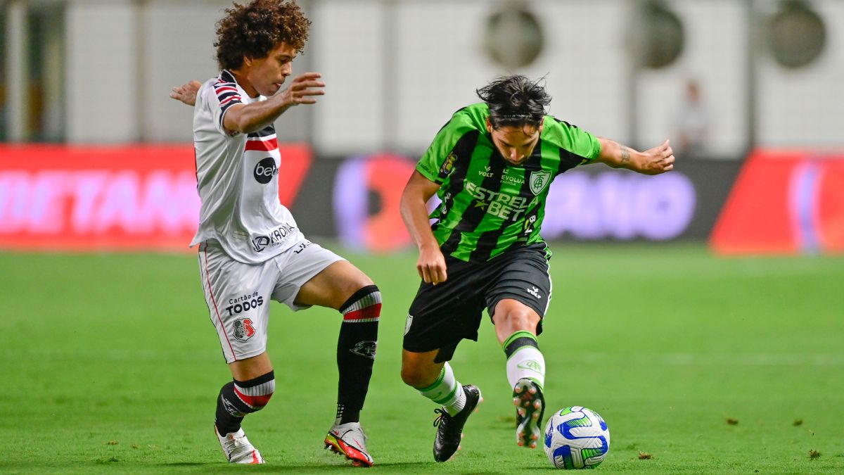 Daniel Pereira desfalcará Santa Cruz no clássico diante do Sport; Maranhão é dúvida 1 Santa Cruz - Anderson Paulista