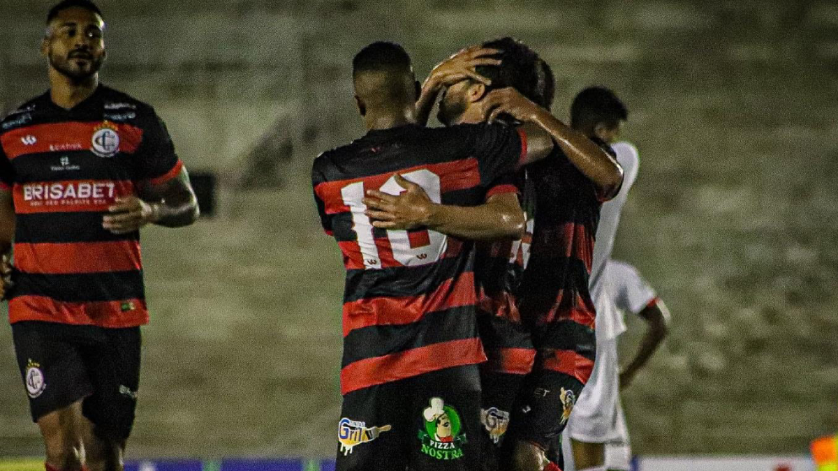 Em jogo de despedida da Copa do Nordeste, Campinense vence Vitória; ambos já eliminados