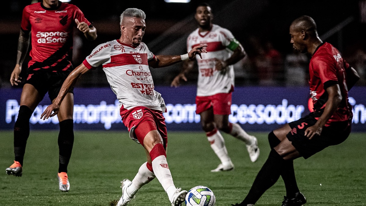 Série B: CBF muda data da partida entre Atlético-GO x CRB