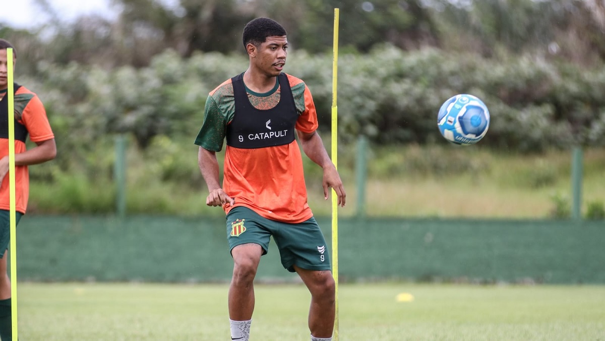 Sampaio Corrêa confirma as saídas de Yann e Mauro Silva