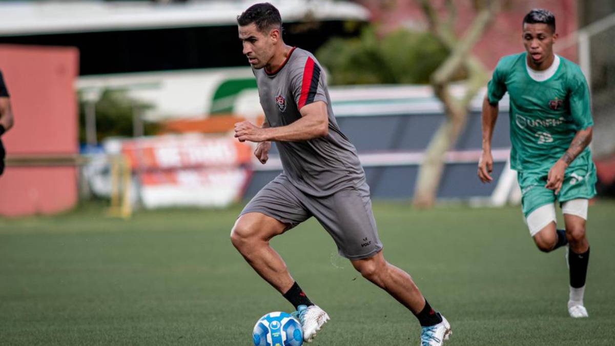 De olho na Série B, Vitória realiza jogo-treino contra o Bahia de Feira e fica apenas no empate