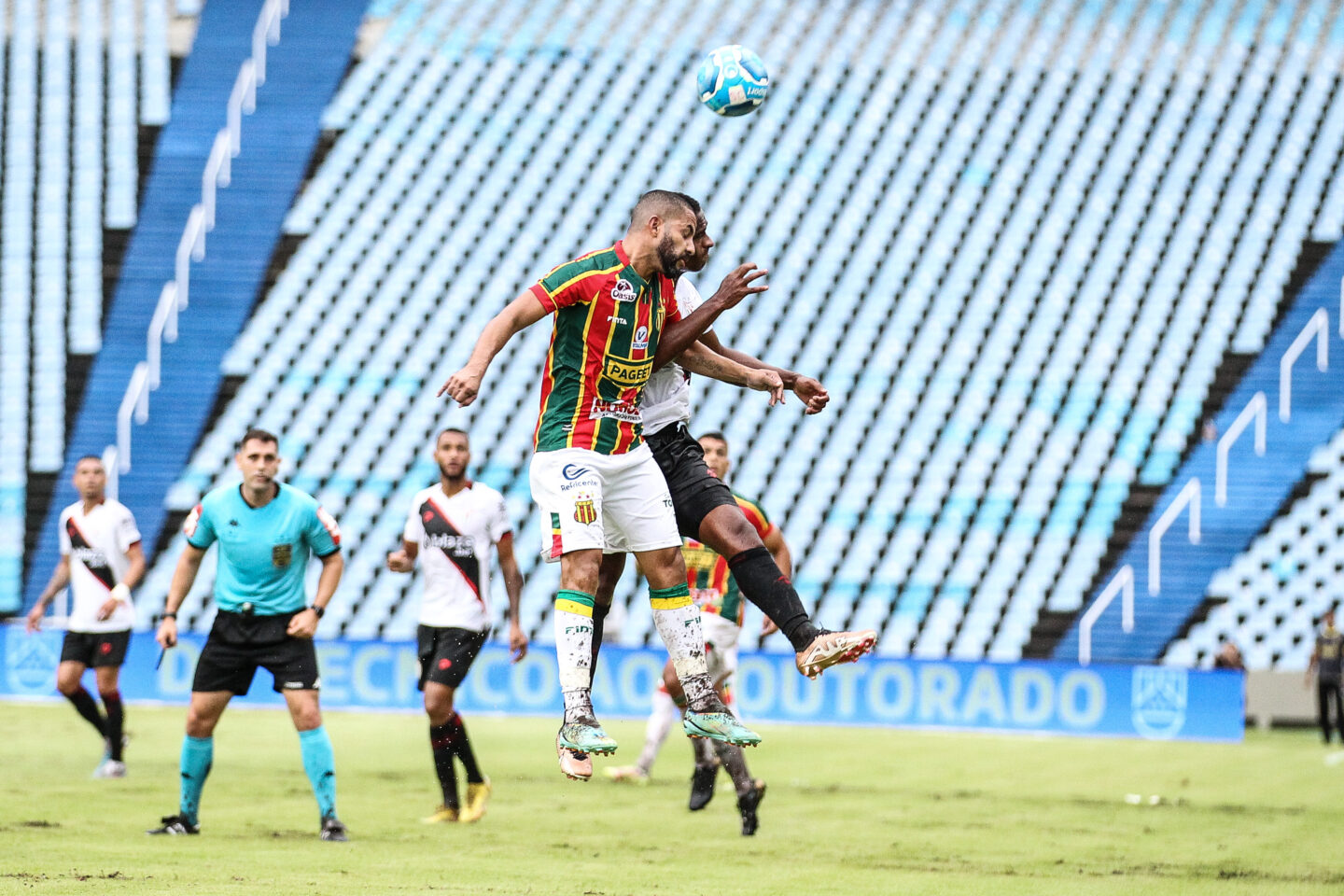 Sampaio Corrêa empata com o Atlético-GO pela estreia da Série B. Foto: Ronald Felipe