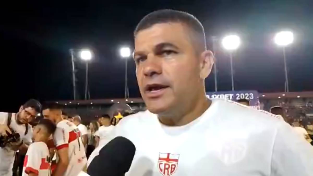 Umberto Louzer quer que CRB faça valer o fator casa para vencer o Athletico-PR na Copa do Brasil