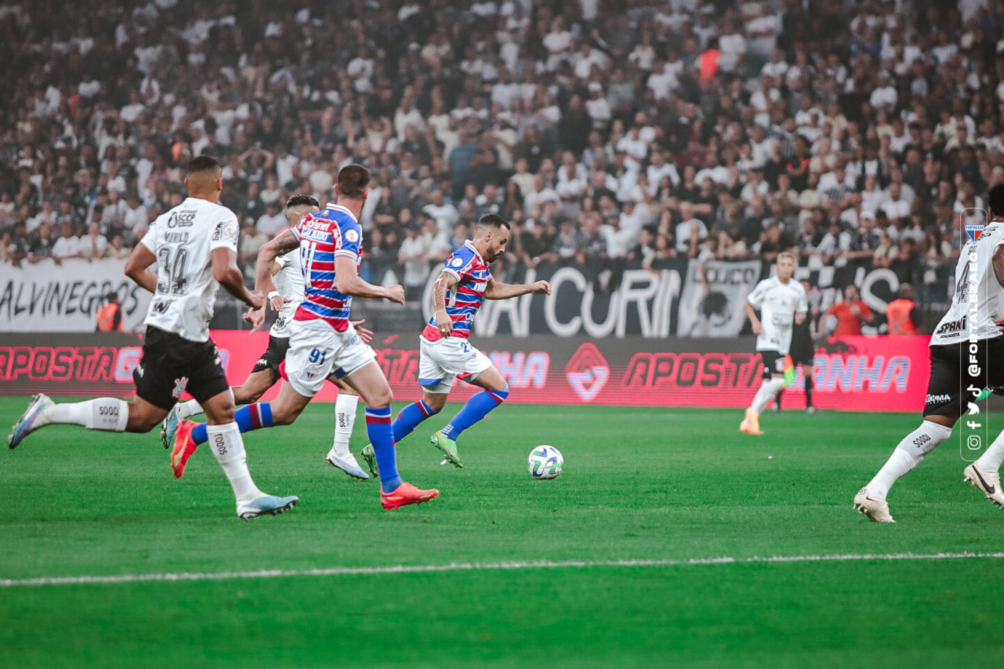 Em jogo movimentado, Fortaleza empata com o Corinthians pelo Brasileiro da Série A 1 Posts