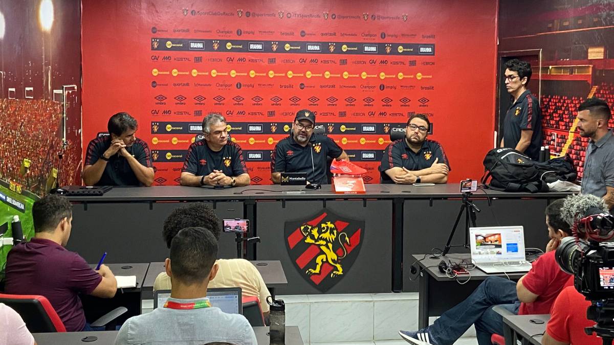 Felipe Coelho entrega cargo e inicia processo de reformulação na diretoria de futebol do Sport 1 Enderson Moreira, técnico do Sport - Foto: Pedro Maranhão/NE45