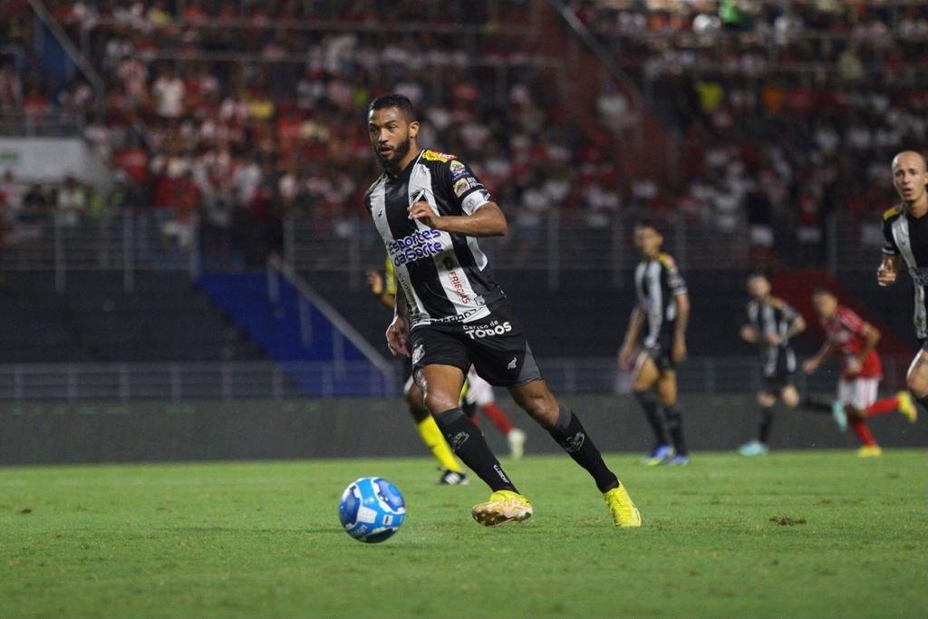 Felipe Garcia era jogador do ABC. Foto: Rennê Carvalho/ABC F.C.