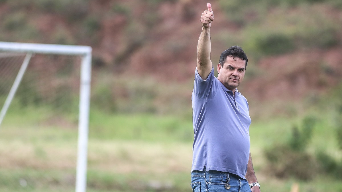 Náutico busca contratações e reforçará defesa, meio-campo e ataque na Série C