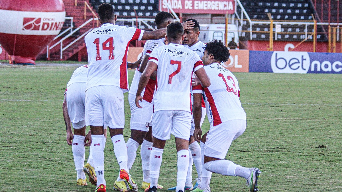 Náutico x Volta Redonda: Veja retrospecto, transmissão e escalações para o jogo da Série C