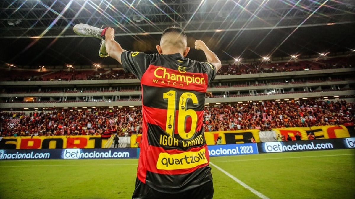 Igor Cariús - Arena de PE