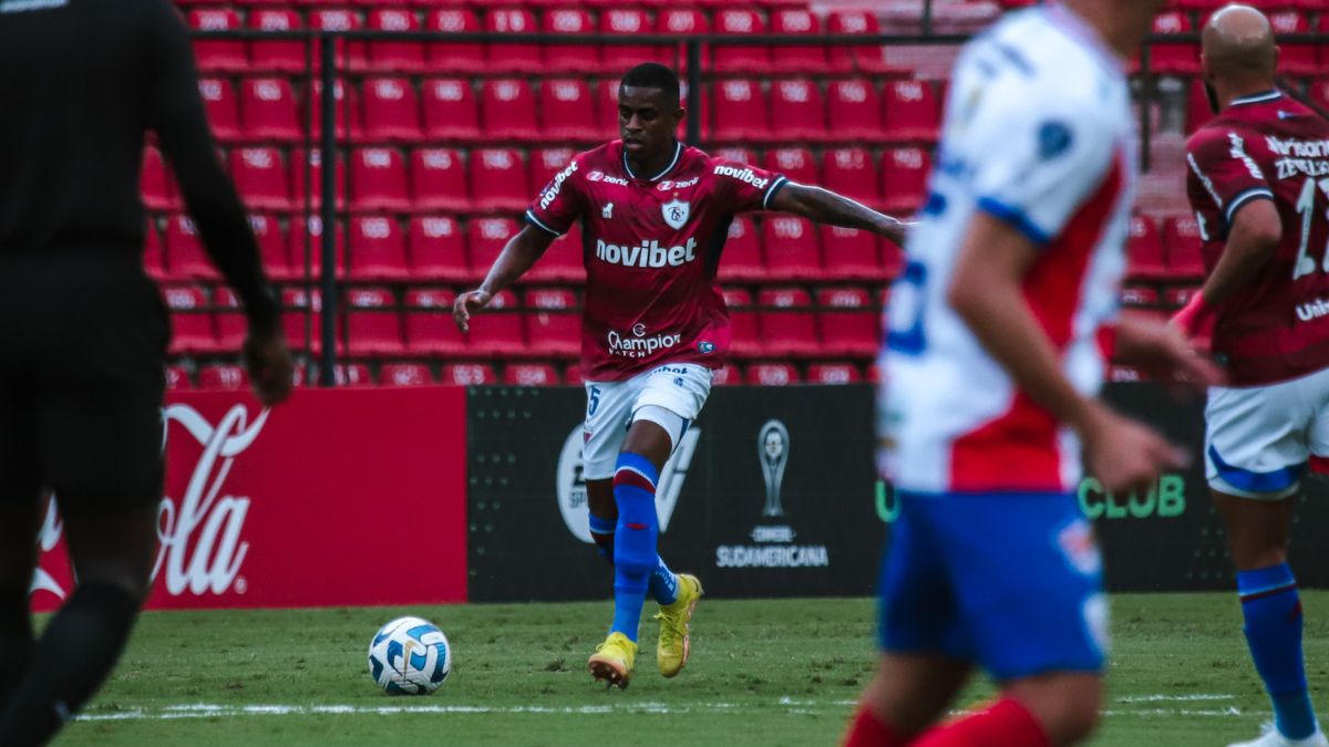 Fortaleza perde pênalti, joga mal e é derrotado pelo Estudiantes de Mérida pela Copa Sul-Americana