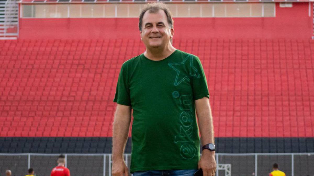 Presidente do Vitória revela ter dois investidores interessados no naming rights do Barradão: “Um americano e um nacional”