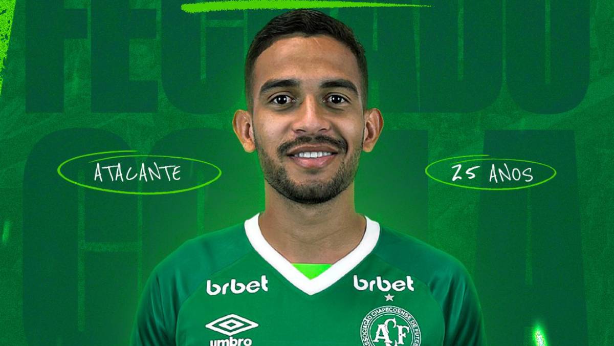 Bahia comunica empréstimo de Marco Antônio para a Chapecoense