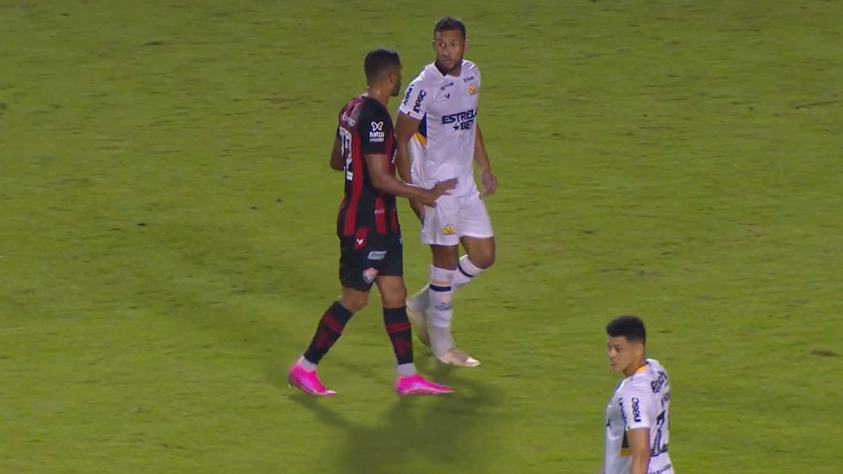 Vitória sai atrás, fica preso na marcação do Criciúma e perde liderança da Série B