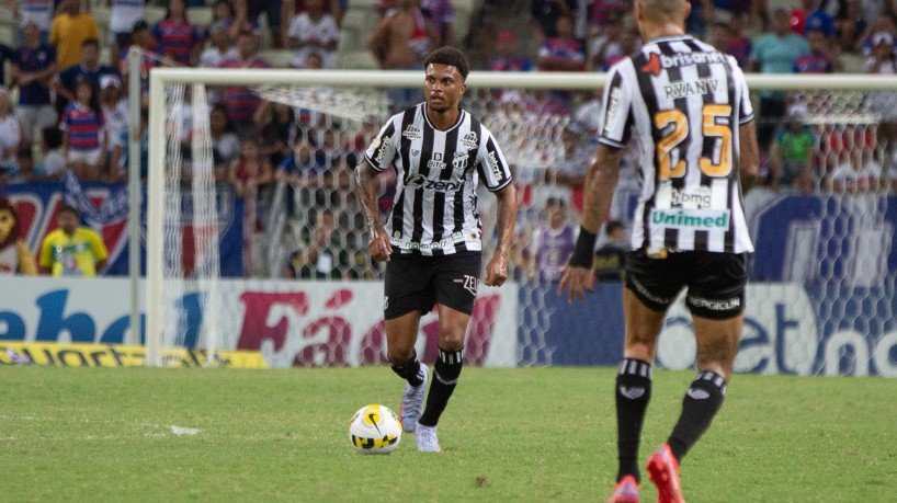 Lucas Ribeiro deve ser utilizado novamente pelo Ceará. Foto: Felipe Santos/CearaSC