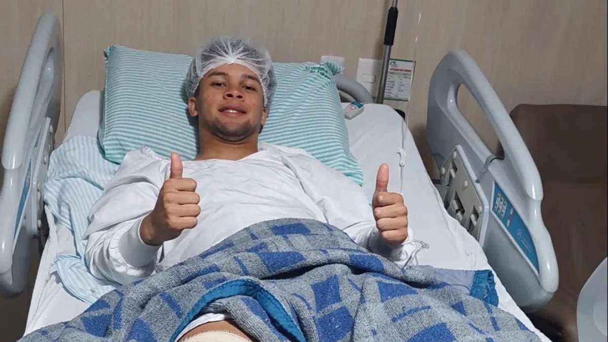 Kayon, do Náutico, passa por cirurgia no joelho direito: “Recuperar e voltar em alto nível”
