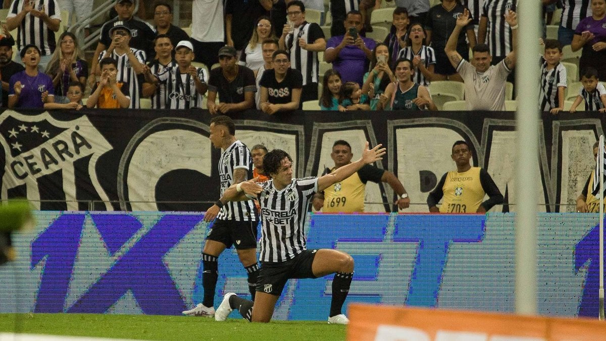 Ceará 2 x 0 Botafogo-SP - Nicolas - Série B
